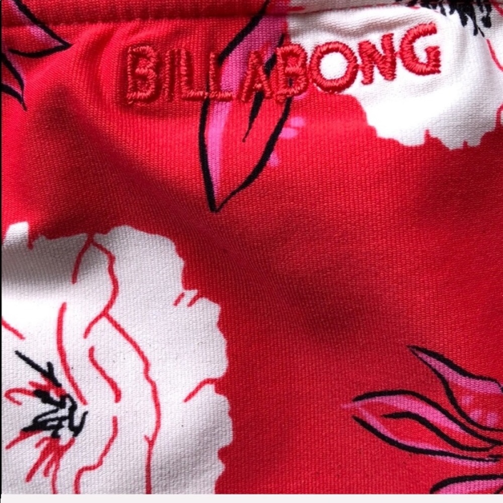 🌴🌼BILLABONG- LAST FLORAL BIKINI SET🌼🌴 - Picture 5 of 8